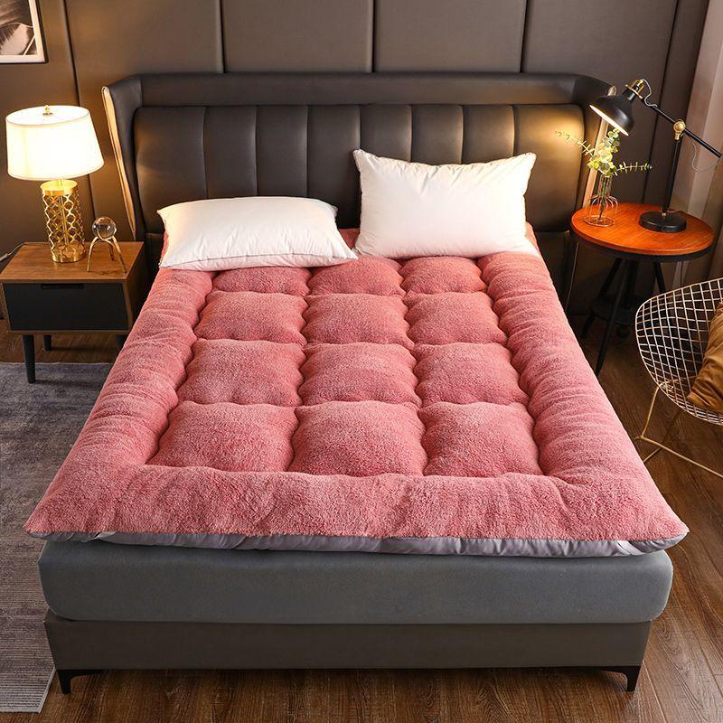 Ultra-Soft Fleece Mattress - Thick, Portable, And Foldable, Suitable for Dorms, Bedrooms, And Hotels - Machine Washable, Mixed Colors - Christmas