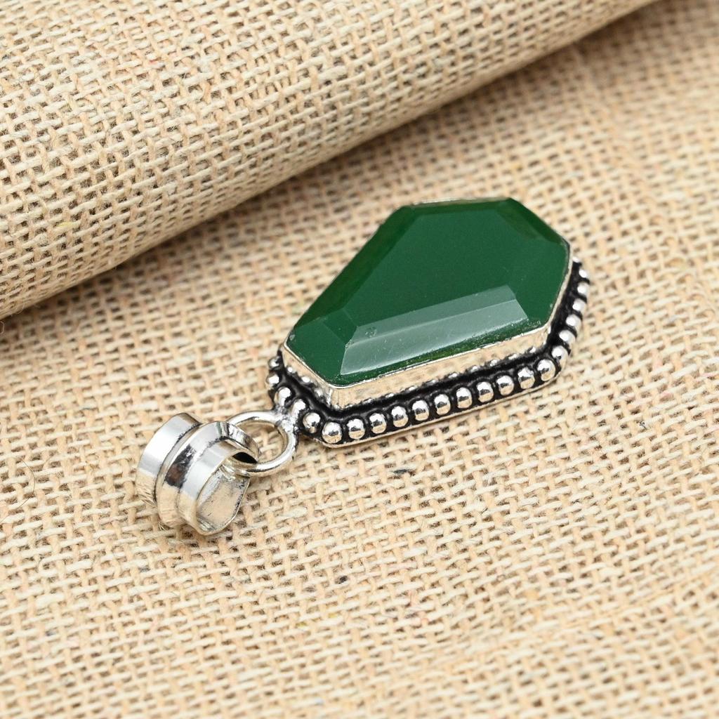 Green Onyx Gemstone 925 Sterling Silver Handmade Amazing Jewelry Pendant