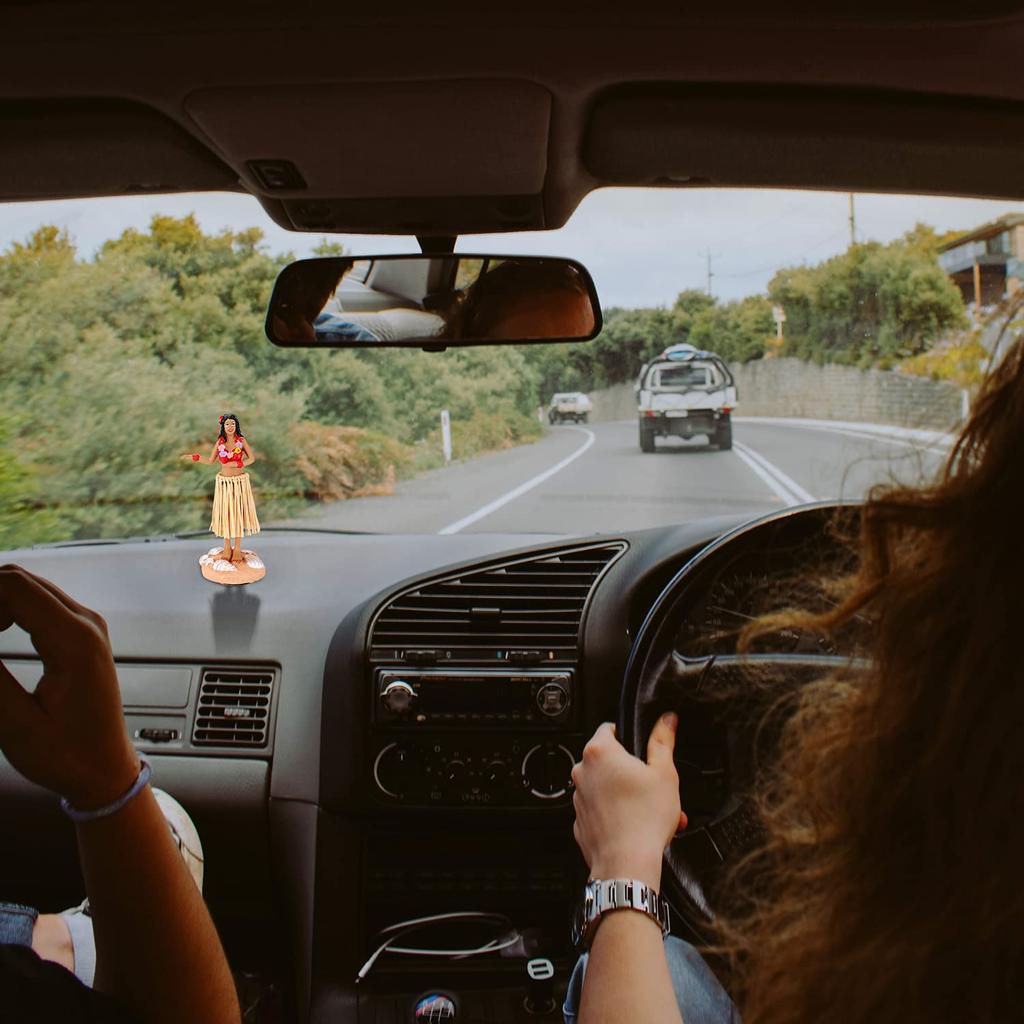 BCSmyer Dancing Hula Girl Dashboard Bobblehead for Driver Dashboard Decoration Collection Figurine Home Decor Gift Mini Size Doll Hula Dancer Inches