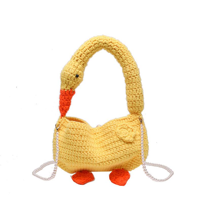Gestrickte Woll-Handtasche mit Schultergurt in Weiß mit Gänsemotiv für den täglichen Freizeitgebrauch