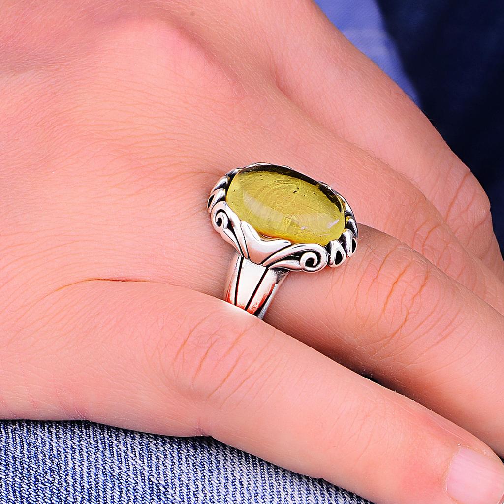 Pierścionek męski z naturalnym bursztynem 925K, unikatowy ręcznie wykonany pasek ze srebra próby 925, wykwintna biżuteria srebrna dla mężczyzn, niesamowity pomysł na prezent