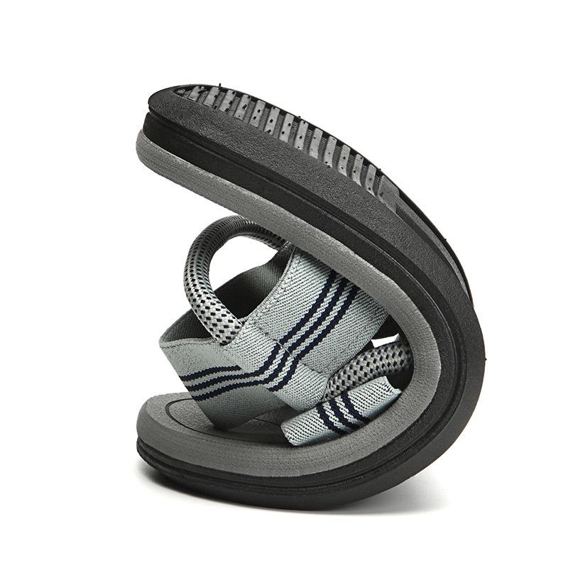 Unisex Summer Outdoor Sandals: Casual, Non-Slip Vietnamese Beach Shoes for Men & Women