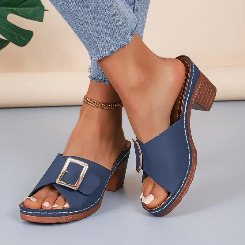 Fashion 2025 Metal Buckle Slippers Flats Platform Flip Flops Shoes Female Summer Beach Sandals Fashion New Casual Open Toe Slides