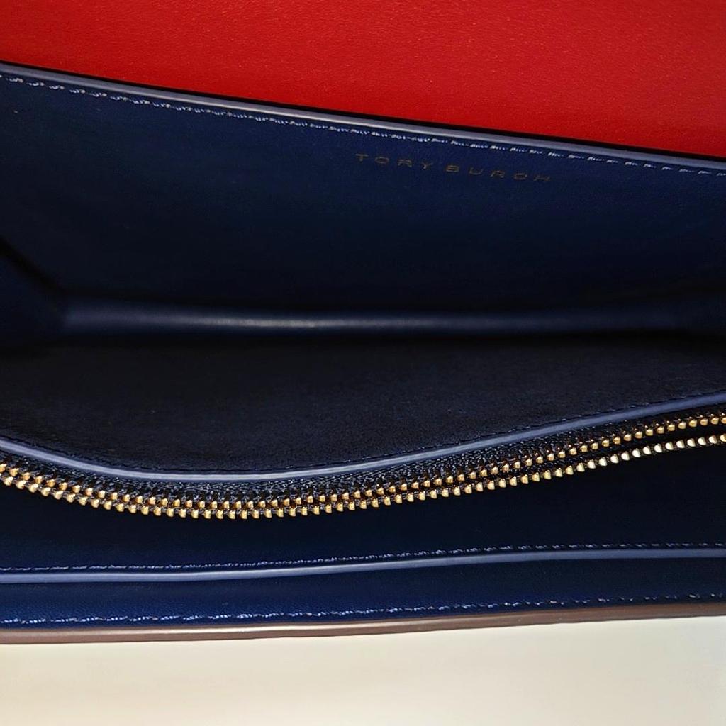[Pre-Owned] T Monogram Logo Flap Closure Leather Box Bag - Very Good #11JMALC