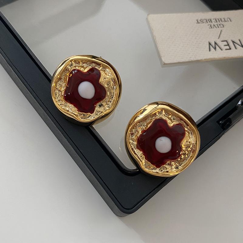

Серьги-гвоздики с красным цветком, нишевые, высокого класса, серьги Ankola, красные, темпераментные, ретро, универсальные, в стиле Хепберн
