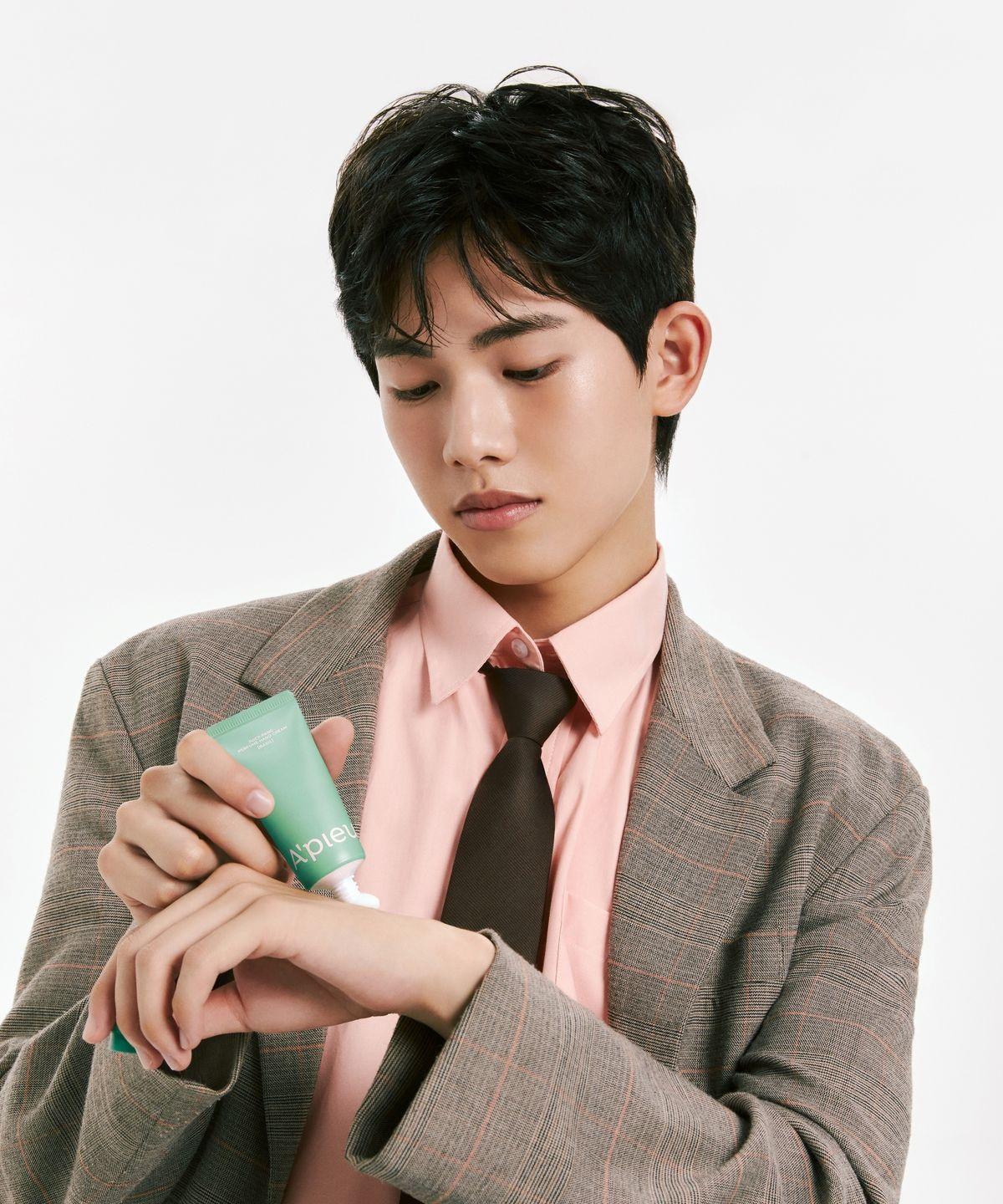 Juicy Pang Perfume Hand Cream 30ml (Select 1 of 3) basil