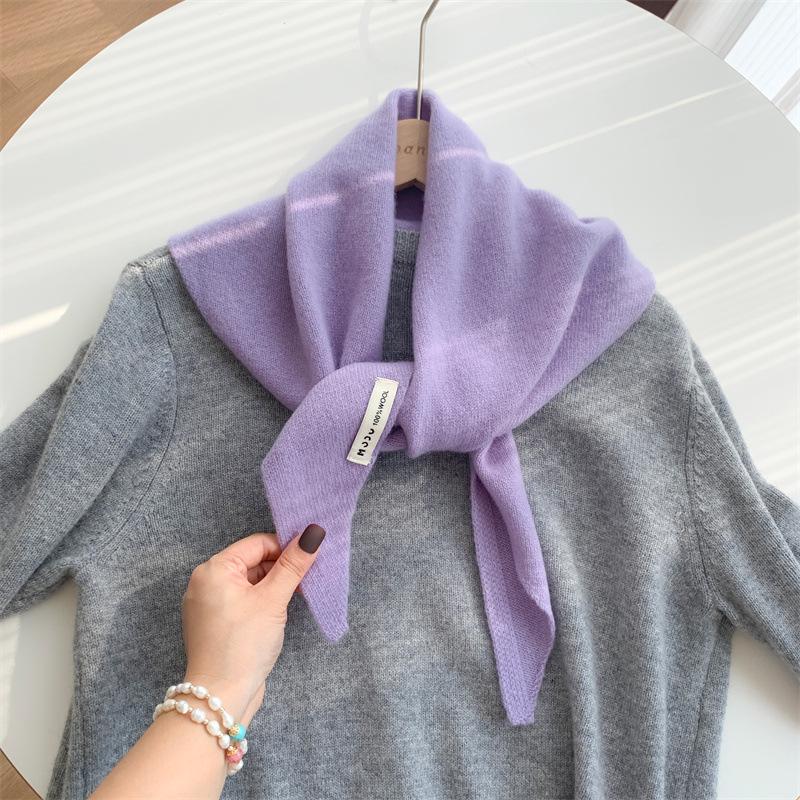 

Женский вязаный треугольный шарф-шаль из шерсти - Универсальный, теплый для осени и зимы 110cm x 38cm