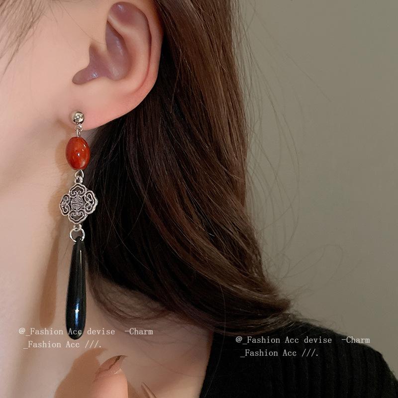 New Chinese silver needle water drop earrings antique fashion temperament earrings retro niche versatile temperament earrings women