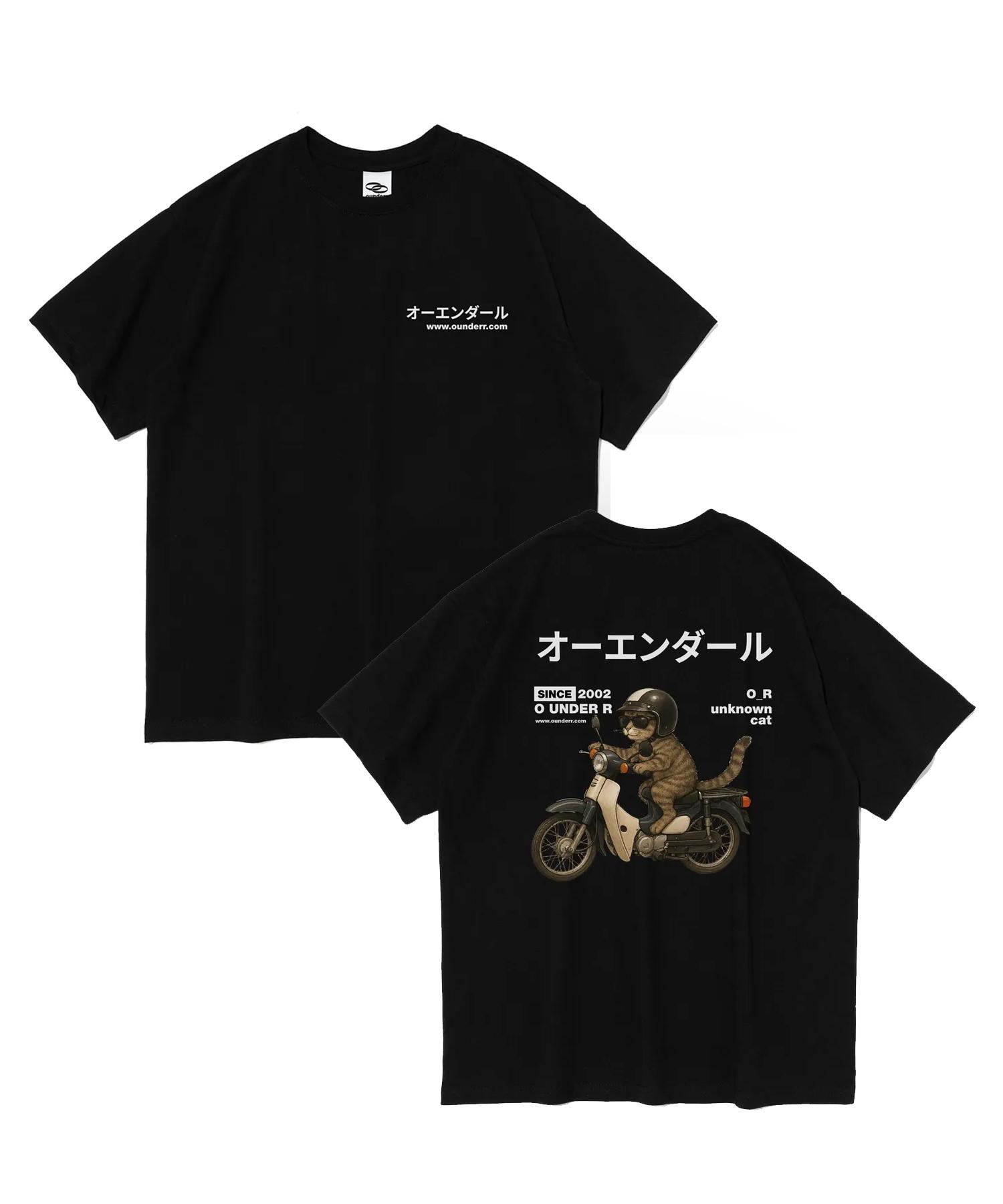 O Under R Riding Bike Cat Oversized Short Sleeve T-Shirt (Black) S