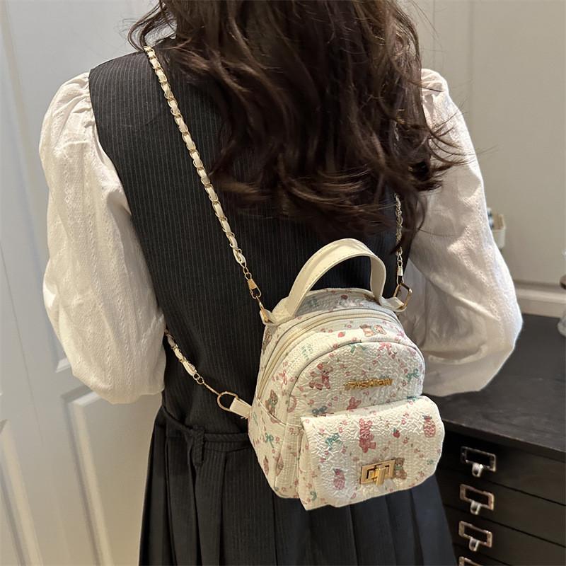 Casual Fashion Large Capacity Shoulder Bag For Daily Use With Durable Material