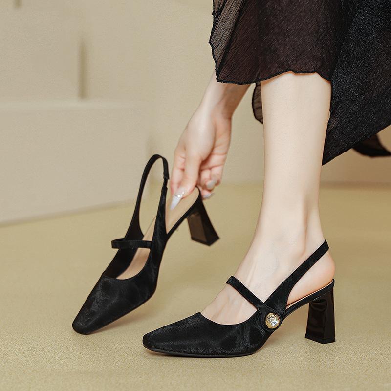 Baotou sandals women's summer high heels 2025 new French Mary Jane single shoes silver word with thick heels high heels