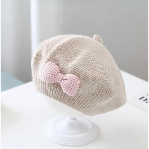 

Милый детский берет One Size