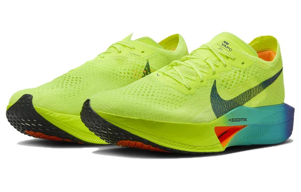 Nike ZoomX Vaporfly 3 Fast Pack DV4129-700