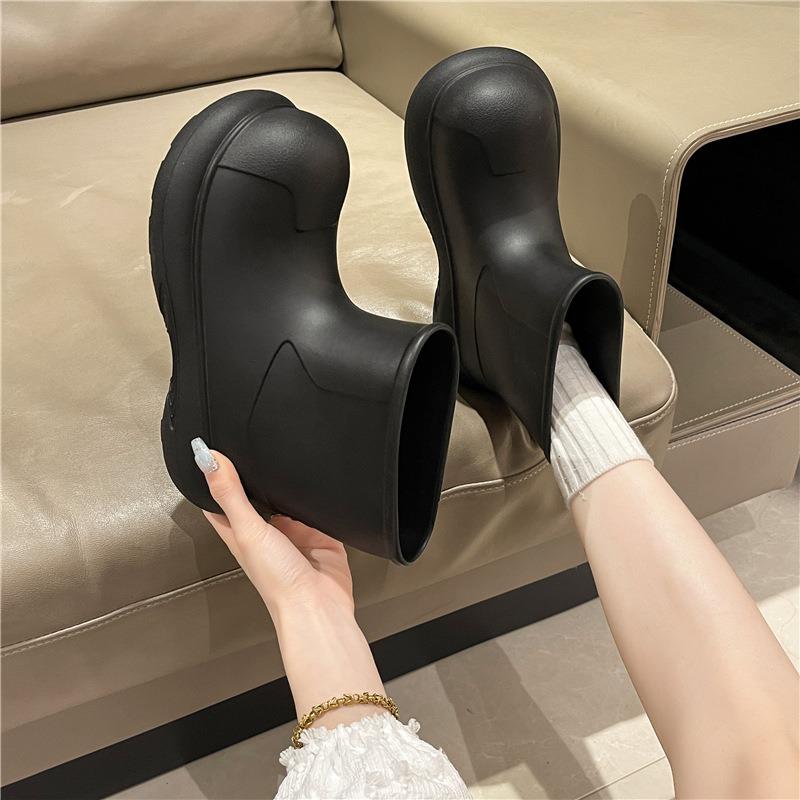 Stylish and simple versatile rain boots women's medium tube cute outdoor thick-soled eva waterproof rain boots