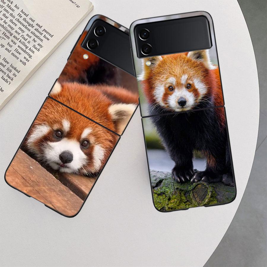 Popular Red Pandas Phone Case For Samsung Z Flip 7 6 5G Galaxy Z Flip 5 4 3 Black Hard Cell Cover Luxury PC Shell Coque