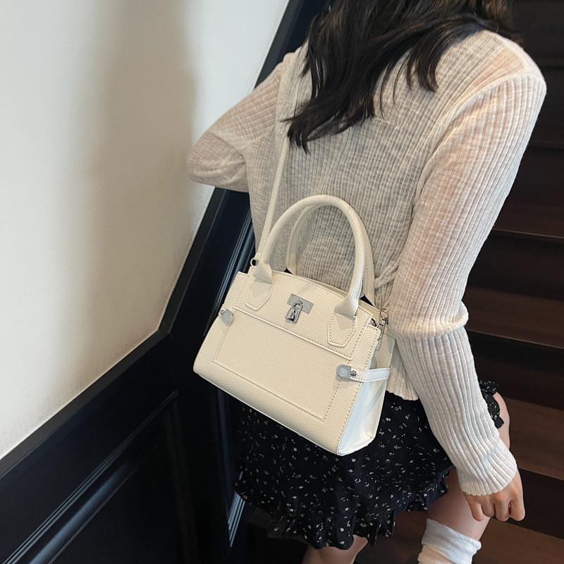 Handbag Woman Retro Pu Small Square Crossbody Bag For Daily Use
