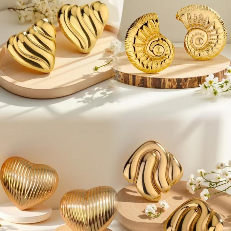 Brincos Cor Dourada Decoração Zircônia Brincos Pendentes de Metal Brincos Vazados Vintage Brincos Pendentes Mulheres Joias da Moda Presentes