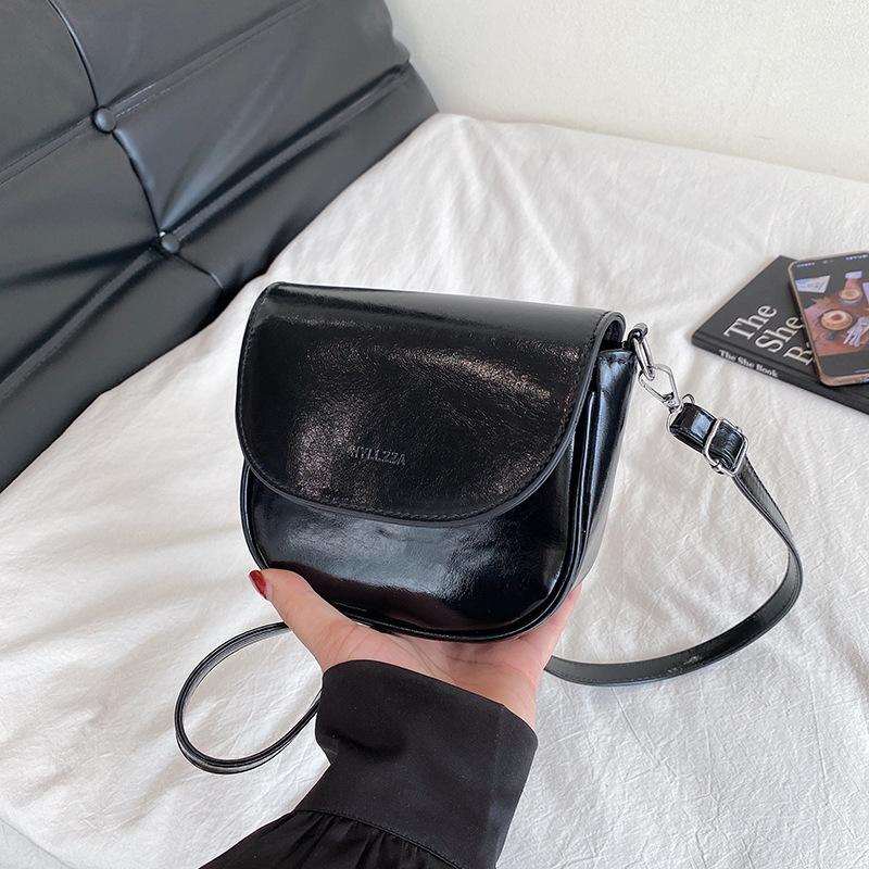 

Versatile Solid Color Women Flap Shoulder Bags Korean Style Ladies Pu Crossbody Bag Casual Retro Female Phe Handbags Purse чёрный