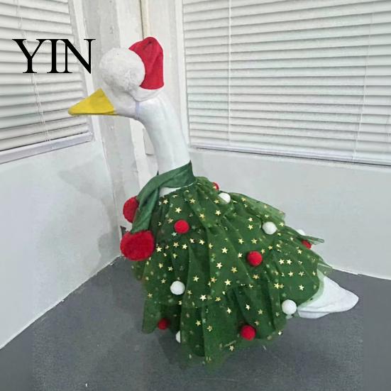 Holiday Porch Goose Clothes Christmas Outfit, Santa Dress with Plush Scarf And Decor for Garden Hat Apparel, Festive Winter Costume Outdoor Lawn Cute