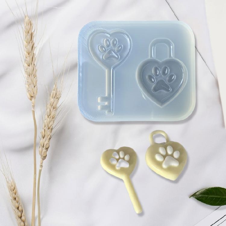 Pet Lover Silicone Keychain Mold With Detailed Cats paw Design Perfect For Epoxy Resin Crafts Jewelry Making Party Favors