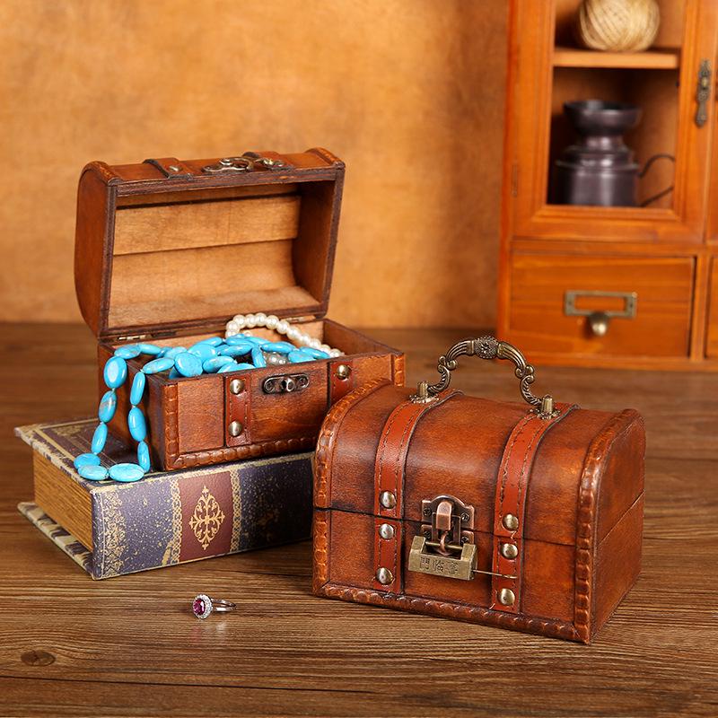 Vintage Wooden Treasure Box with Lock for Desktop Storage and Props