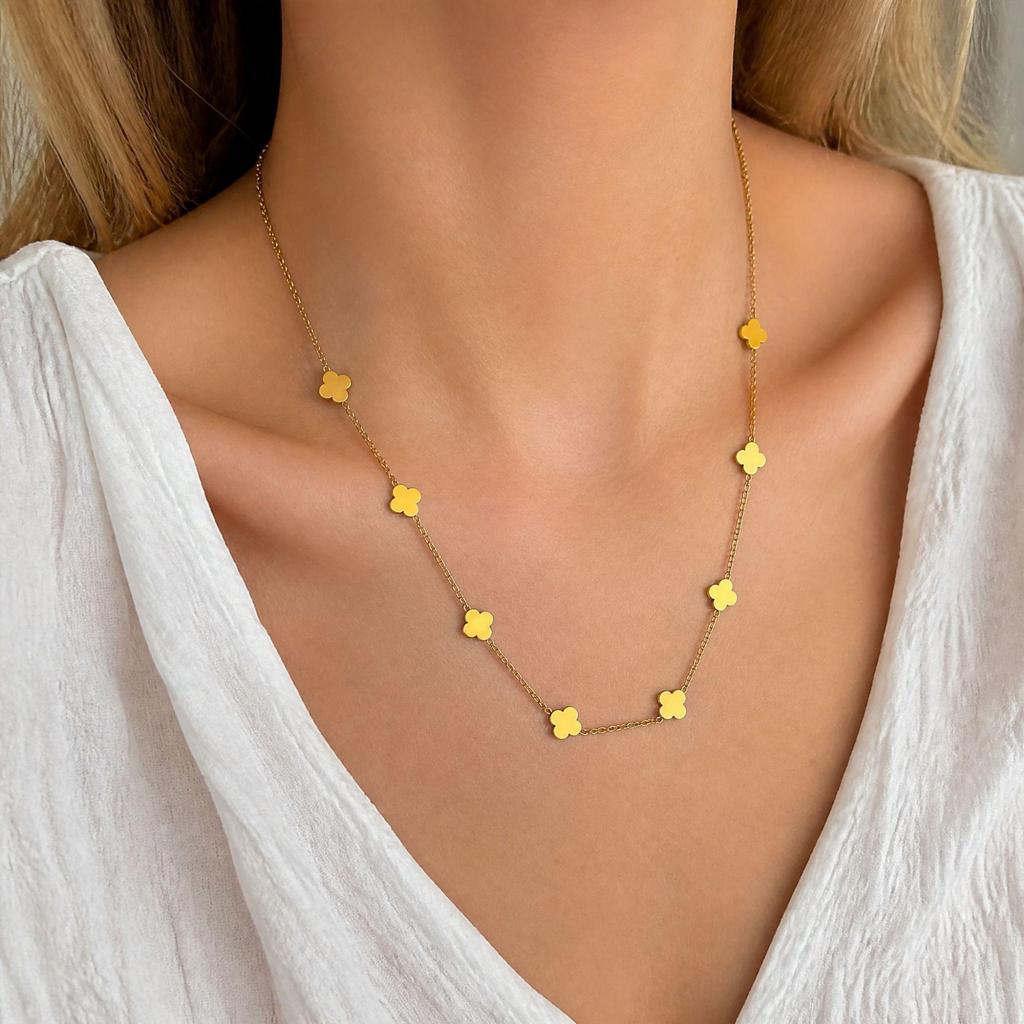 Gentle Four-Leaf Clover Titanium Steel Clavicle Necklace for Women