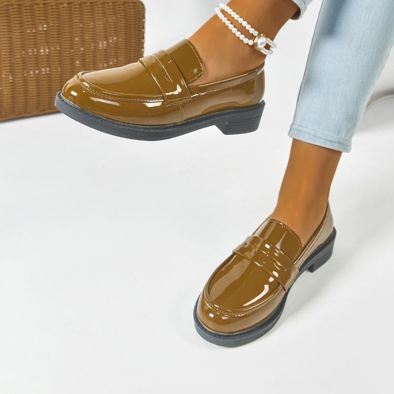 Women's Platform British Style Small Leather Shoes Spring and Autumn New Thick Heel Single Shoes Platform Large Size Versatile Loafers