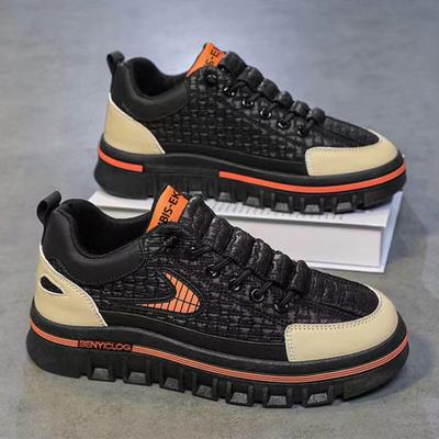 2025 Neue Herren Freizeitschuhe Mode Plateau Schnür-Sneakers Frühling Herbst Rutschfest Herren Vulkanisiertes Schuhwerk Zapatillas Hombres