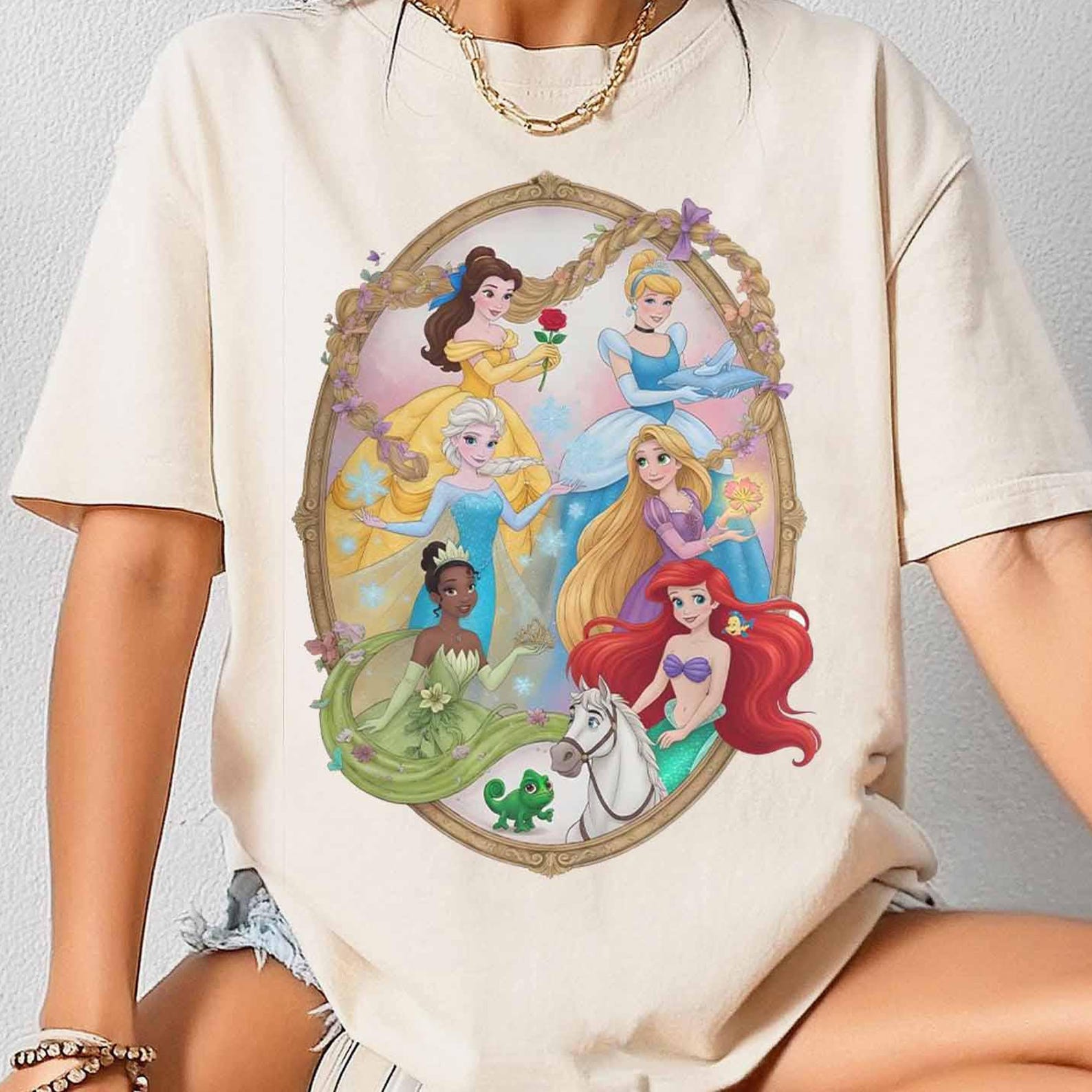 Disney Princess Shirt, Rapunzel Cinderella Ariel Belle Elsa Tiana Tee, Vintage Disney Princess Castle Shirt, Cute Princess Gift For Daughter L