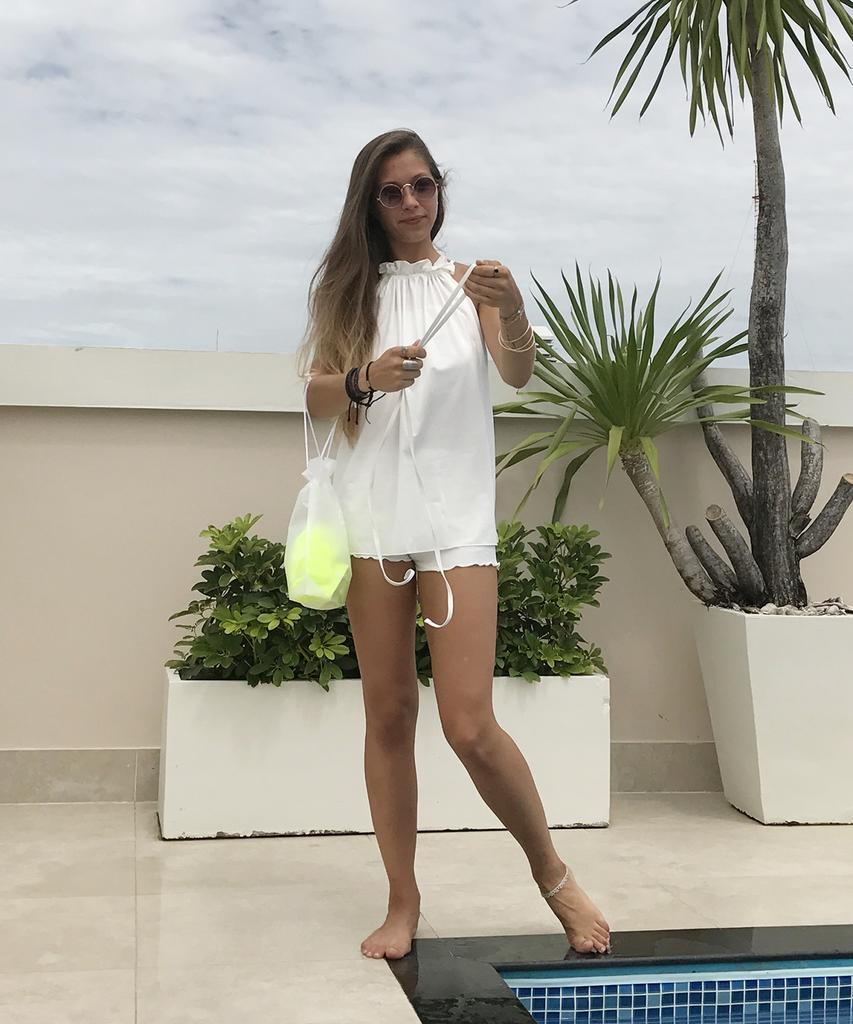 VLANDA Romantic Holiday Midi [Freak Neck Top]