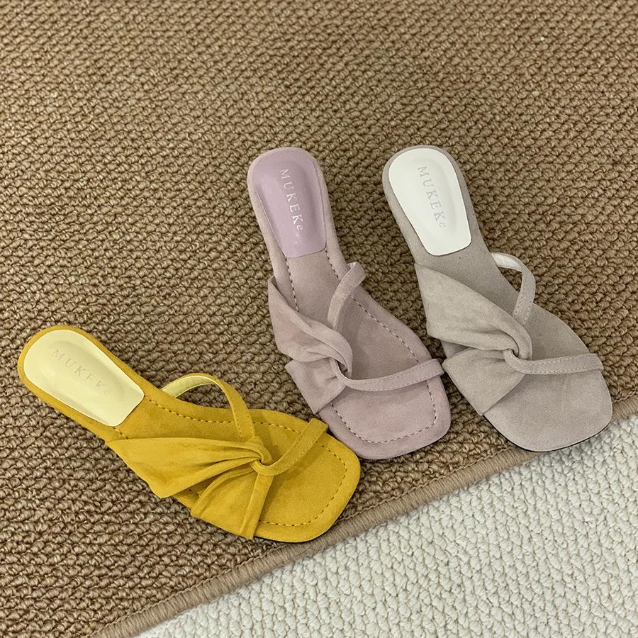 MUKEKe Slope Heel Temperament French Small Cool Slippers Fairy Shoes Outside Wear 2025 Summer with Skirt Retro