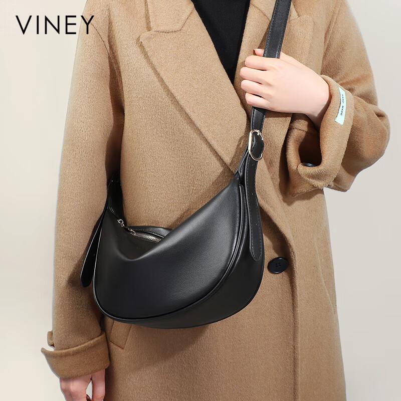 Viney Women's Leather Dumpling Crossbody Bag