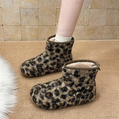 Korean Style Women's Furry Short Boots Flat Sole Plush Lined Winter Warm Ankle Booties Comfortable Shoes for Women Slip-on Botas
