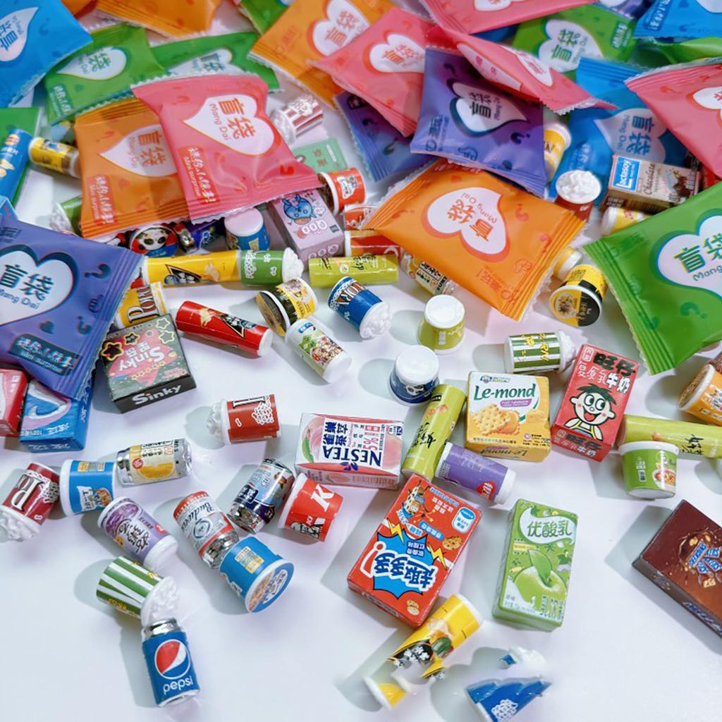 Cartoon Miniature Supermarket Food Small Animal Mini Random Style surprises Model Ornaments Children's Gift