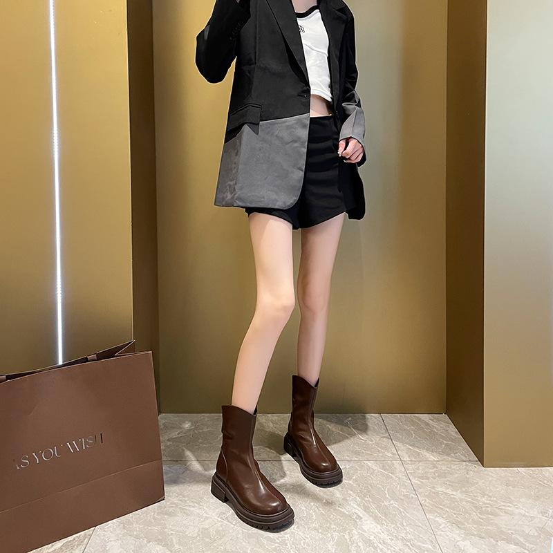 thick-soled Martin boots women's winter fattened and widened short boots large size women's boots thick heel velvet