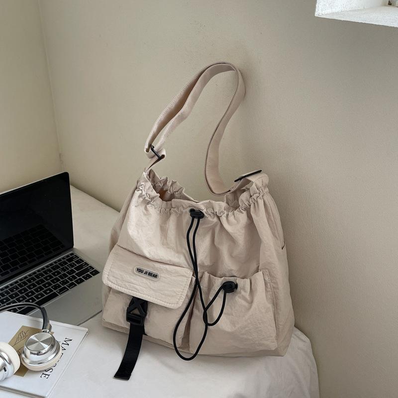 Large Capacity Fashion Cloth Bag Women's Summer New Niche Shoulder Messenger Bag Pleated Tote Bag