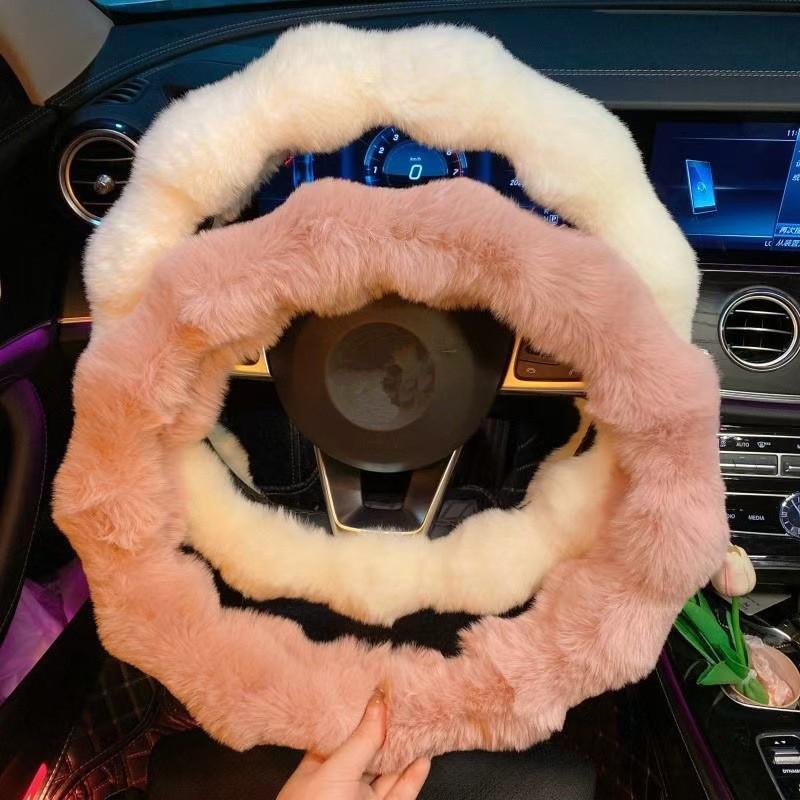 Soft Fluffy Car Steering Wheel Cover Plush Winter Warm Steering Wheel Grip Cover Non-Slip Steering Wheel Protector Car Steering