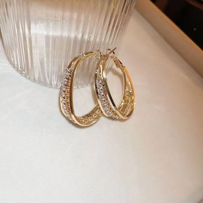 2023 Trendy Three-Layer Hoop Earrings: Elegant Versatile Fashion Jewelry