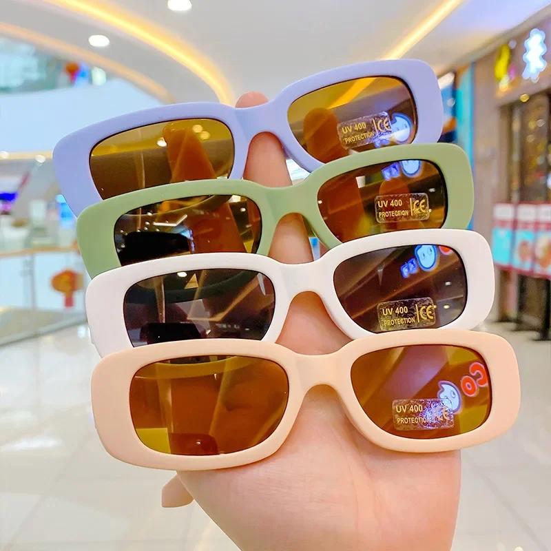 Occhiali da Sole Rotondi per Bambini Protezione UV Moda Estiva per Ragazzi e Ragazze Occhiali da Sole da Esterno