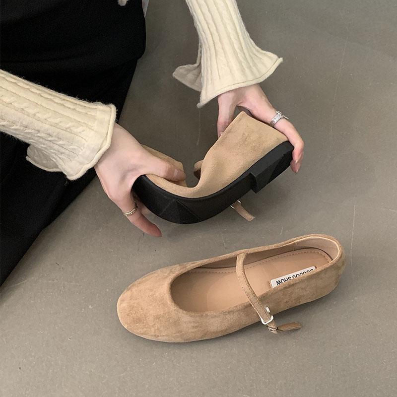 Fashion New 2025 Footwear Shallow Women Ballet Flats Dance Shoes Female Buckle Strap Fashion Round Toe Ladies Flats Mary Janes Shoes