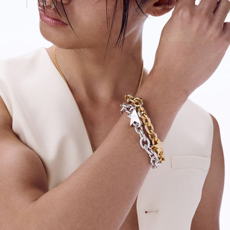 

NUMBERING #5928 Gold_Medium