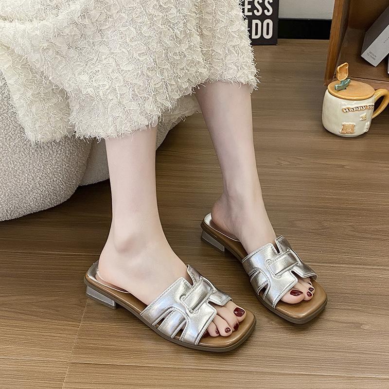 Modische Temperament-Slipper mit dickem Absatz für Damen, Sommer 2025, neu, eckige Spitze, hoher Absatz, europäisch und amerikanisch, lässig, modisch, coole Slipper, Damenschuhe