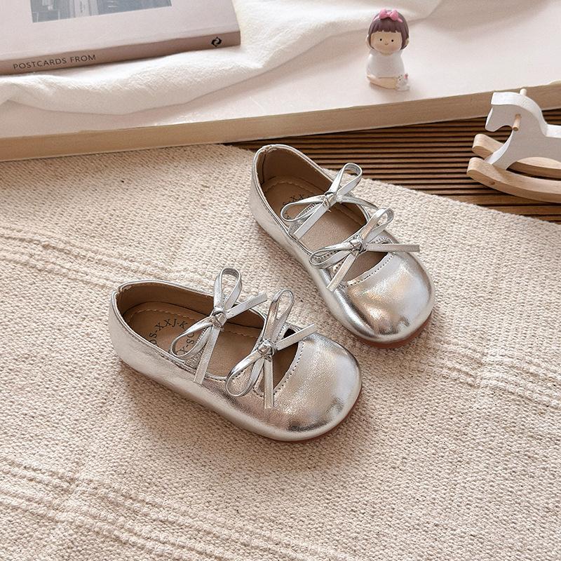 

Anti-slip Shoes - New Style Girls Dance Flats with Soft Soles and Cute Heels 25 срібний