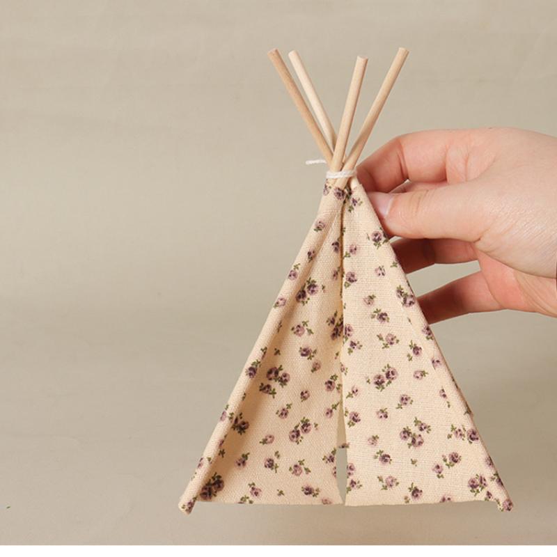 Durable 1 Set 1/12 Doll House Outdoor Cooking Barbecue Scene Decor Miniature Camping Tent Bonfire Model With Flower/Wave Point Pattern