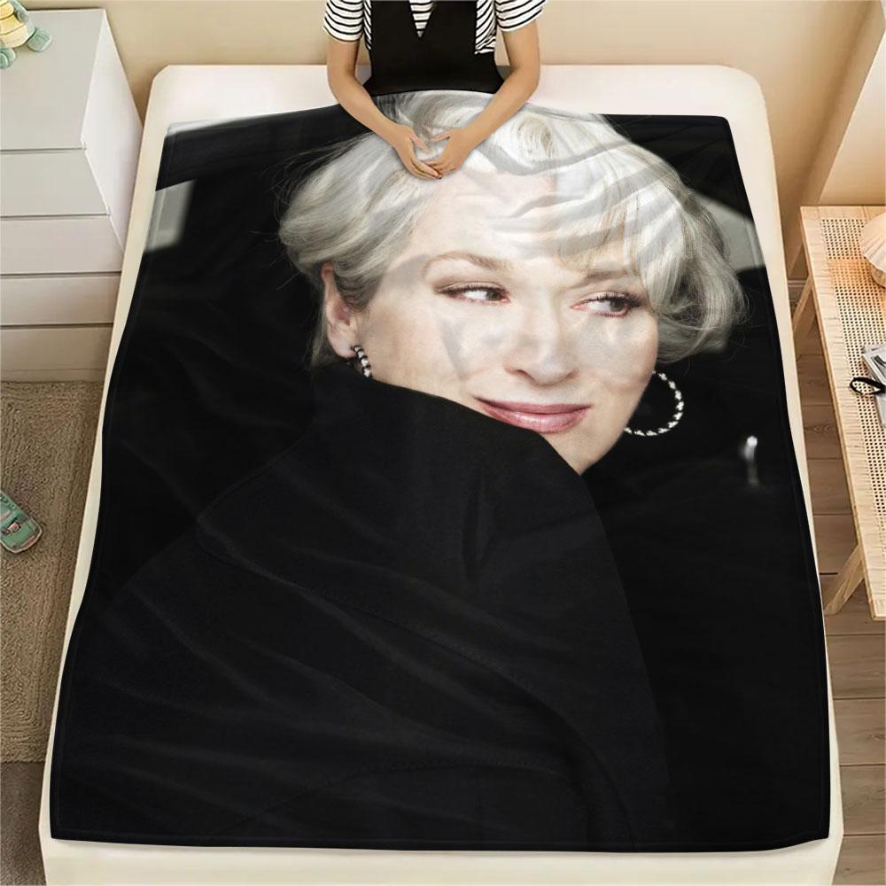 Meryl Streep Printed Flannel Blanket, soft throw for bedroom sofa, washable, fan merchandise, great gift.
