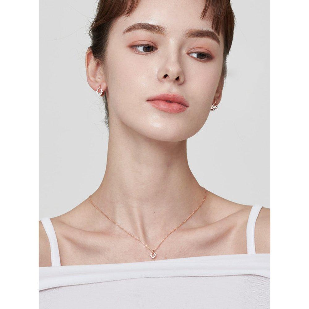 14K Cubic Water Drop One-Touch Earrings (Gold Filled) C24Egf127