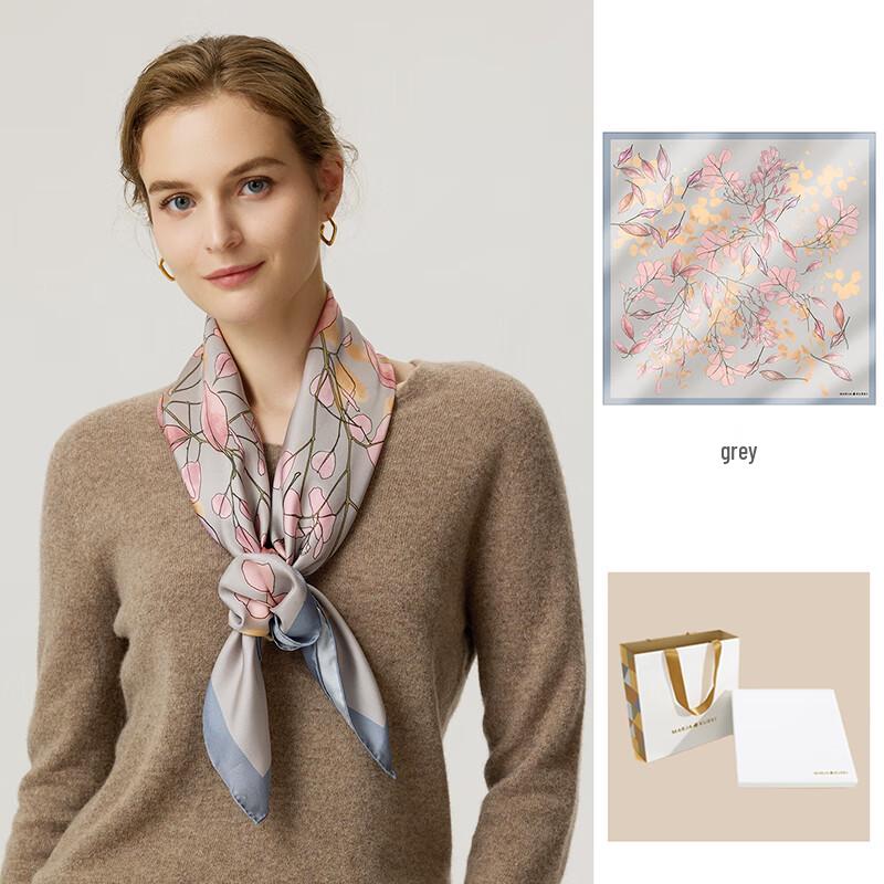 

Шовковий шарф MARJA KURKI Поза для танцю 90*90cm