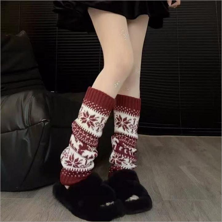 

Fair Island Snowflake Retro Japanese Y2K Babes Autumn And Winter Warm Christmas Knitted Stacking Socks Cover Fair Island Leg Cover One size fits all