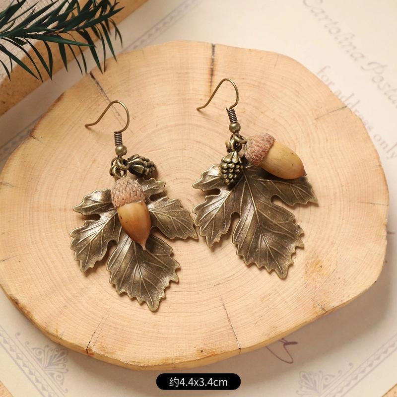 

Винтажный лесной стиль, натуральные растительные аксессуары для ушей, ручная работа, креативные, маленькие и уникальные серьги в виде плодов дуба, длинные серьги с кисточками