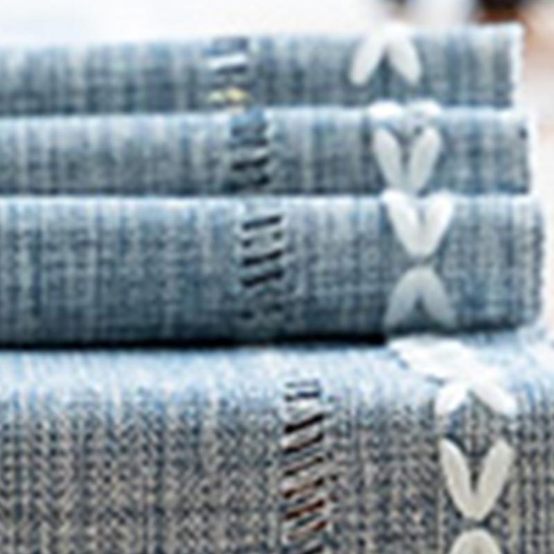 Retro Table Runner Elegant Hand Woven Cotton Linen Dining Table Runner with Tassels for Wedding Home